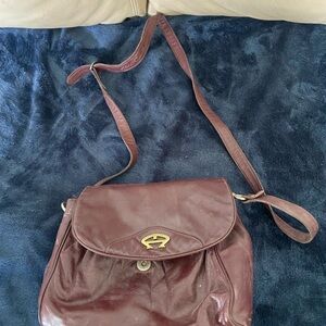 Vintage Etienne Aigner Burgundy Leather Shoulder Bag with Gold-Tone Logo